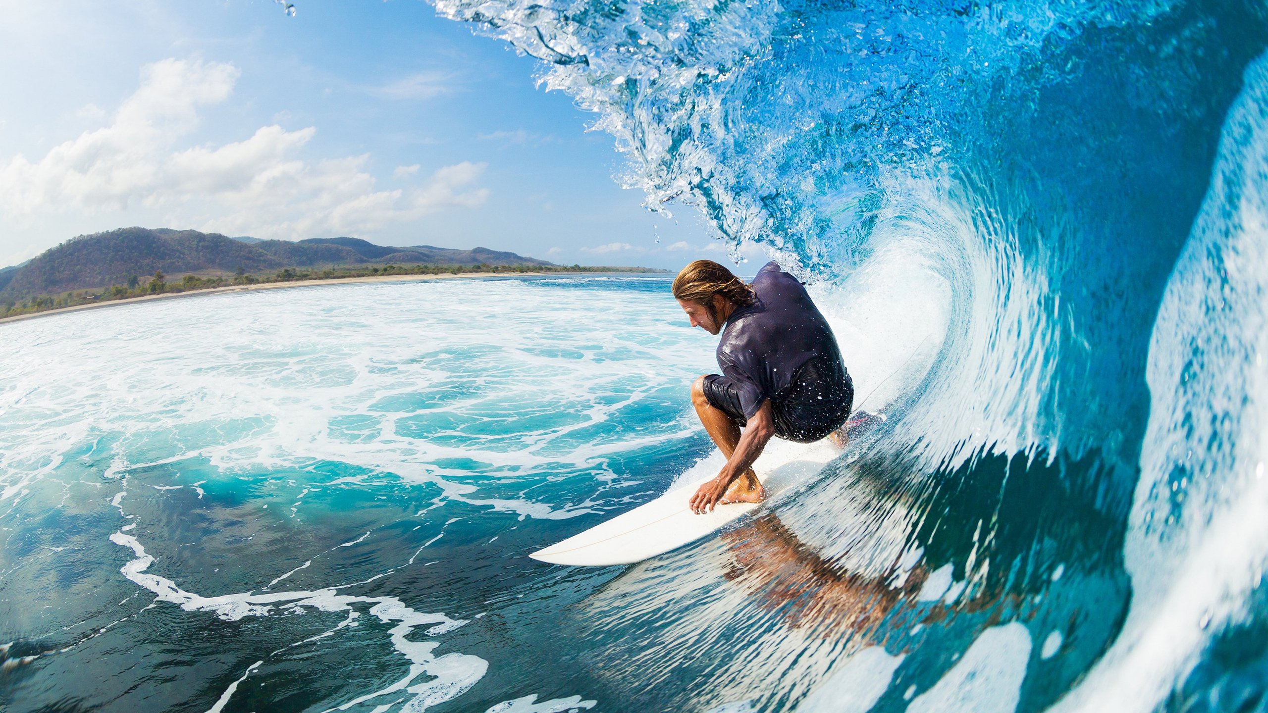 开云体育下载-双线战场，乔治欧冠封神夜与快船争冠路上的勇士试金石