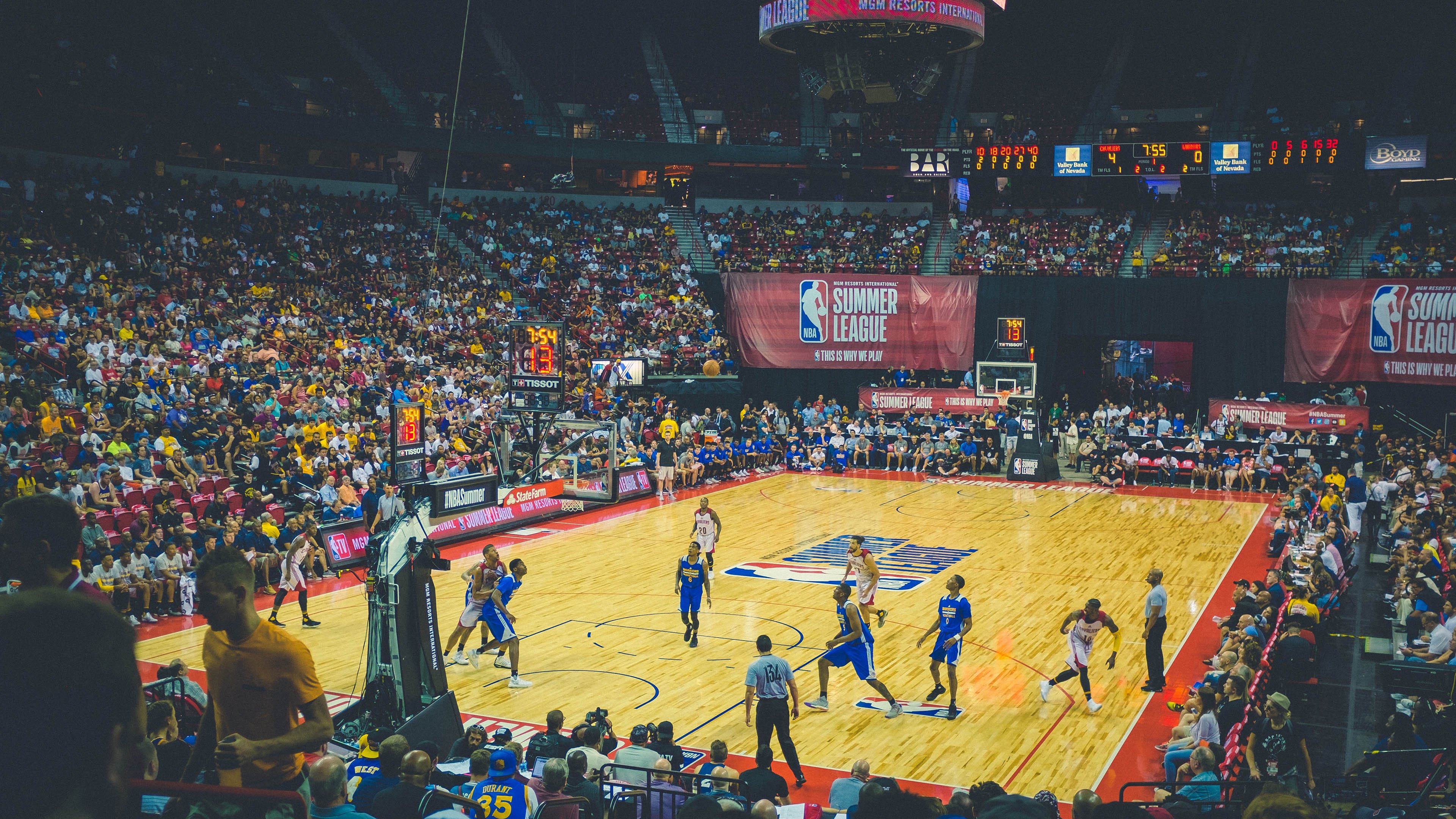 开拓者绝杀步行者，约基奇成为关键先生